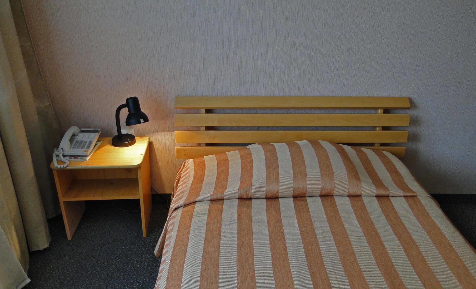 Dzintarjura Hotell Ventspils Exteriör bild